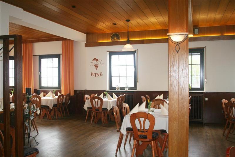 Hotelrestaurant Bauer Зандхаузен Екстериор снимка